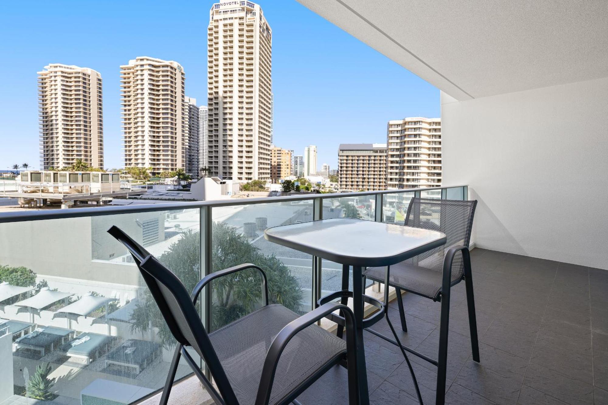 H-Residences Private Apartments - Hosted By Coastal Letting Gold Coast Eksteriør billede